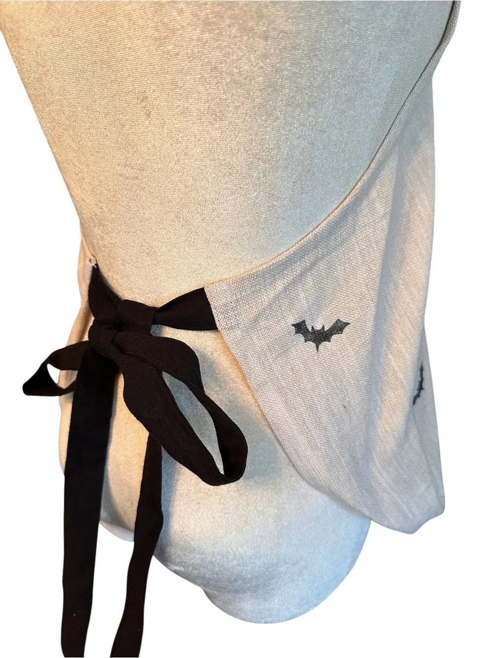 Halloween Apron Black Cats Bats Skulls Spider Web Gothic NEW